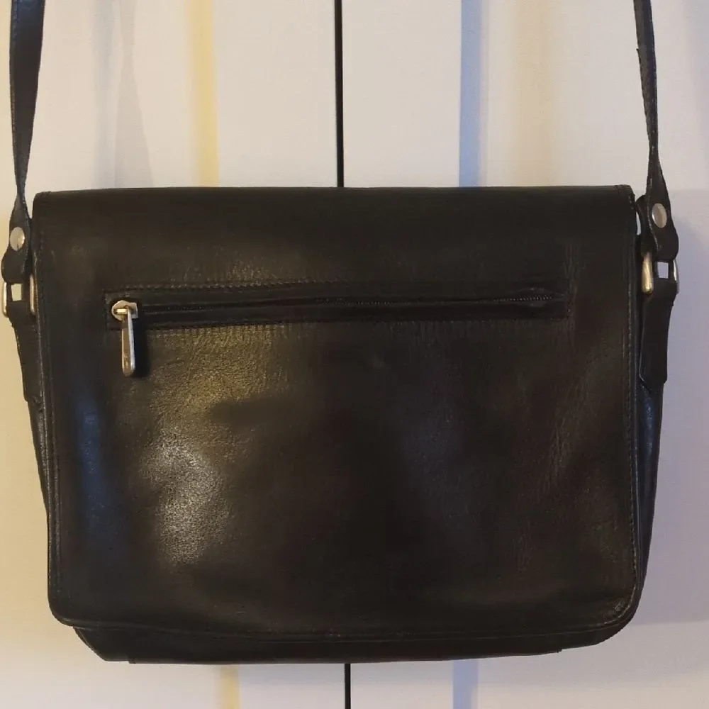 Claudio Ferrici Vintage Italian Leather Crossbody Bag Black Designer Purse